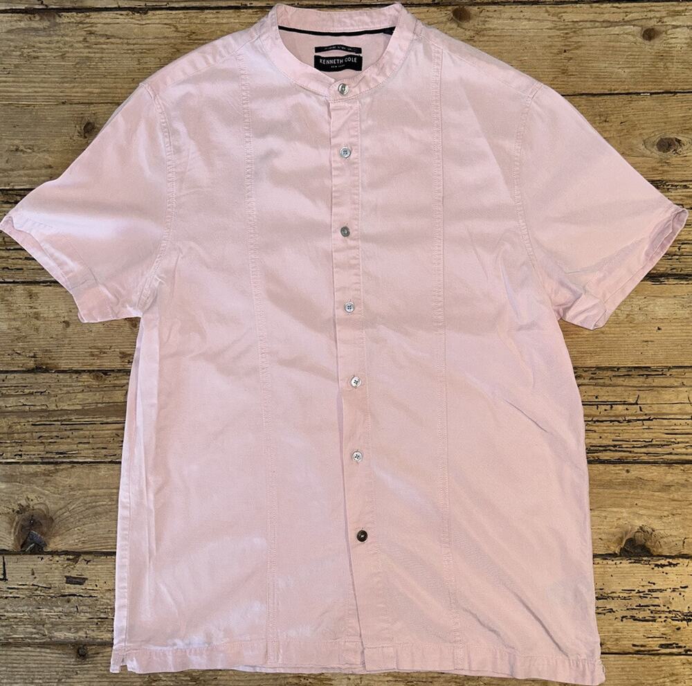 Kenneth Cole Men’s Size M Pink Button Down